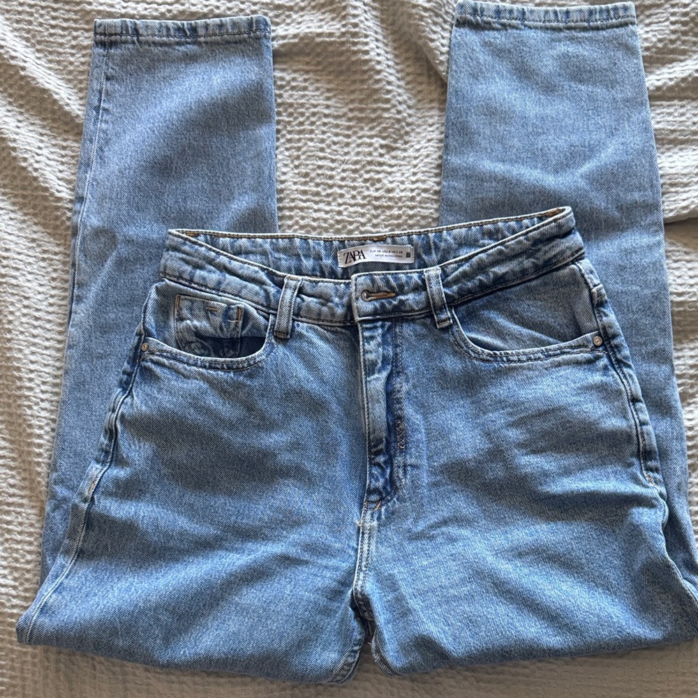 Zara Women's Light Blue Straight Leg Jeans